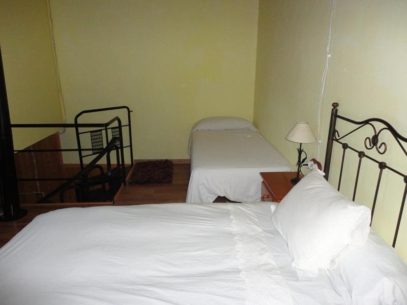 Hotel Rural Los Quinones Peralejos de las Truchas Habitación foto